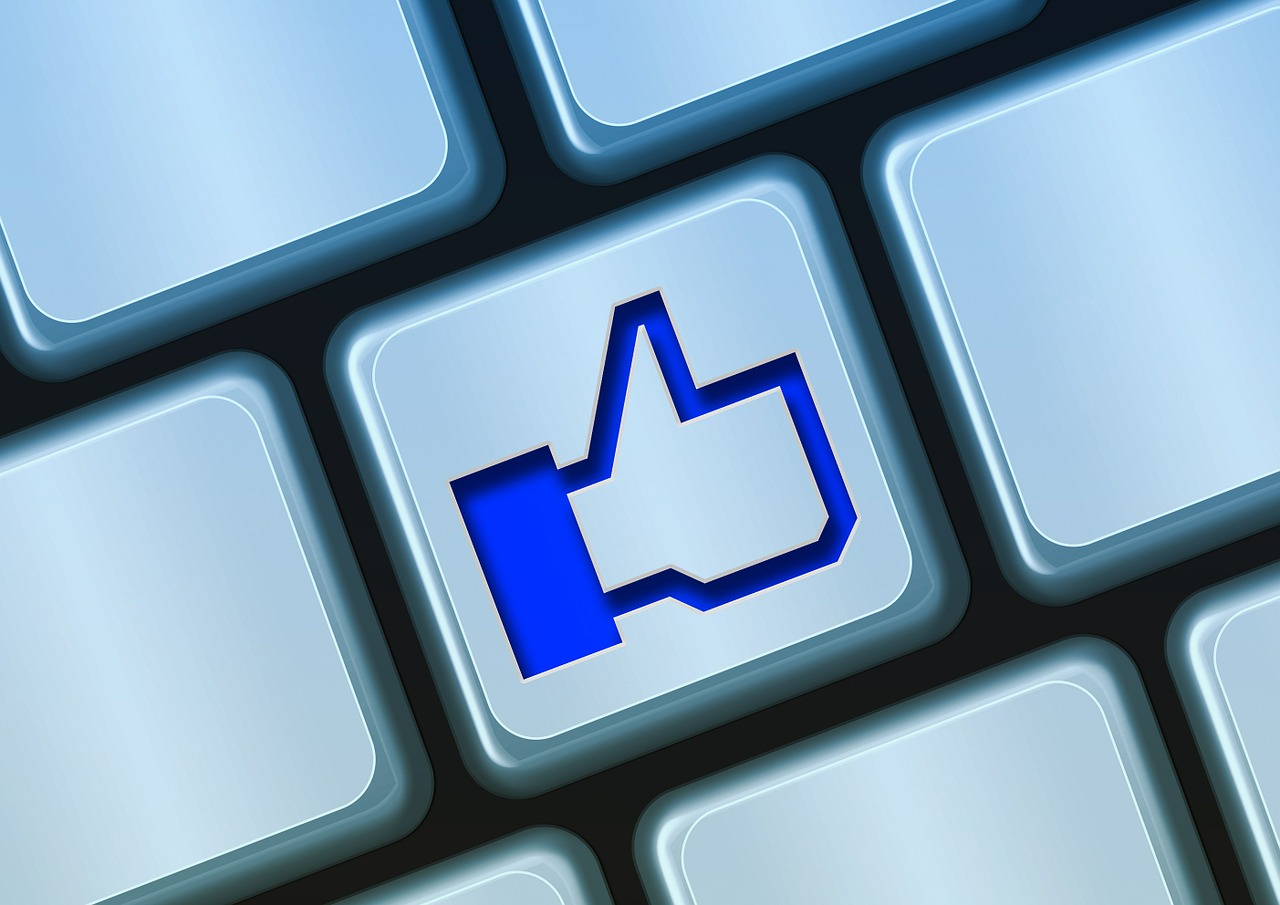 Facebook for nonprofits: 10 tips for fundraising success